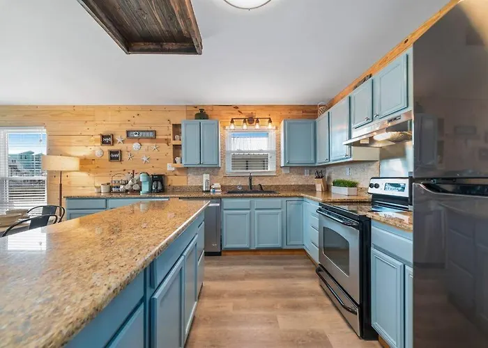 Holiday home Heated Pool - No Pool Heating Fee - Walk2beach - Fire Pit - Pet Friendly