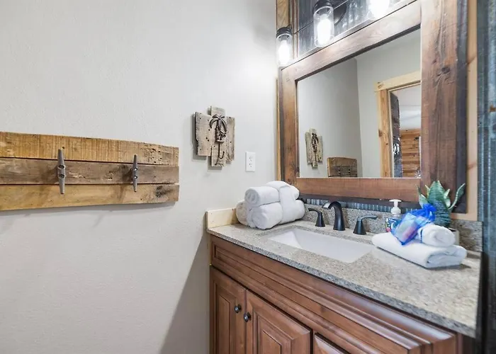 Heated Pool - No Pool Heating Fee - Walk2beach - Fire Pit - Pet Friendly Gulf Shores
