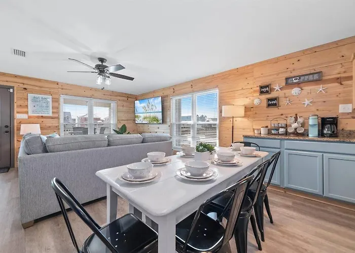 Heated Pool - No Pool Heating Fee - Walk2beach - Fire Pit - Pet Friendly *