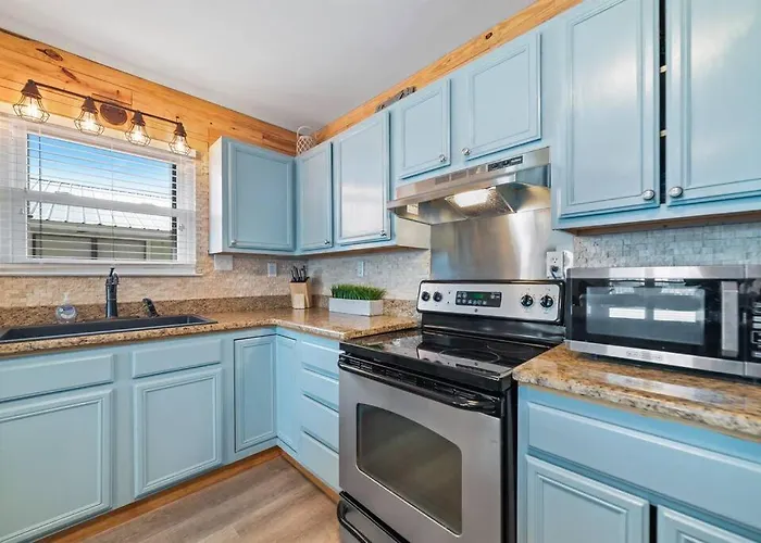 Heated Pool - No Pool Heating Fee - Walk2beach - Fire Pit - Pet Friendly * Gulf Shores