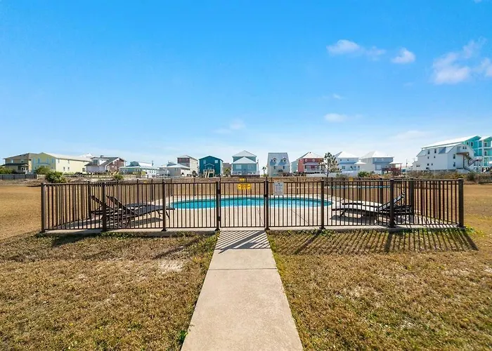 Heated Pool - No Pool Heating Fee - Walk2beach - Fire Pit - Pet Friendly * Gulf Shores