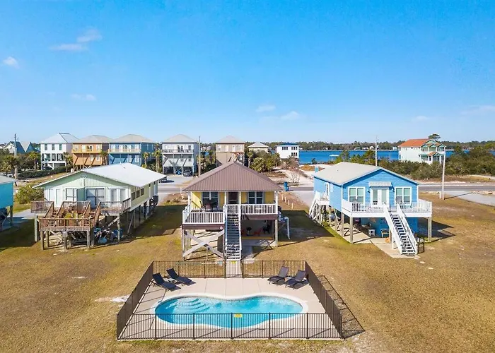 Holiday home Heated Pool - No Pool Heating Fee - Walk2beach - Fire Pit - Pet Friendly Gulf Shores
